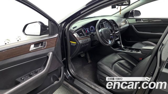 Hyundai Sonata 2018 — photo 13
