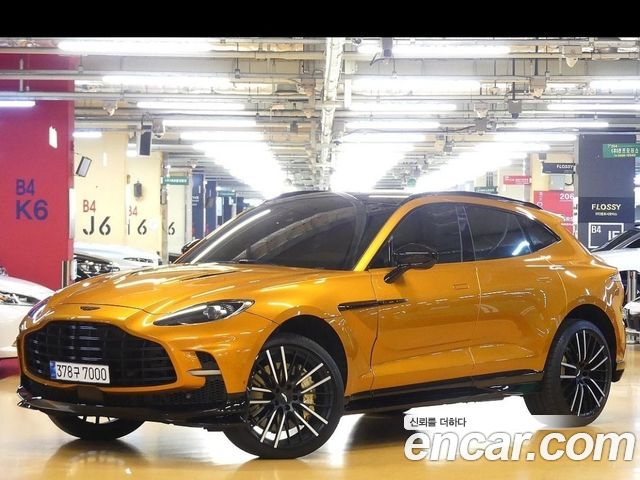 Aston Martin DBX 2023 — photo 3