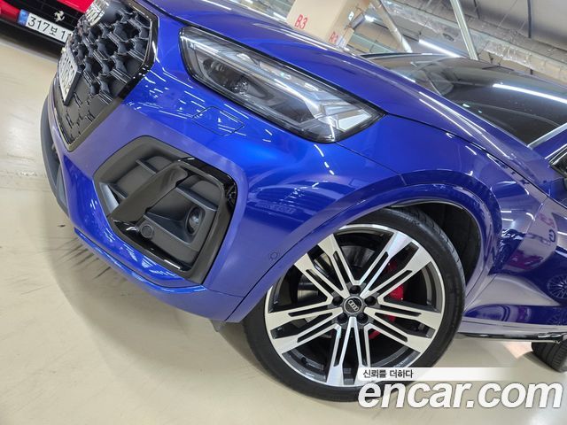 Audi SQ5 2022 — photo 9