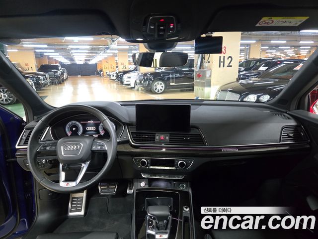 Audi SQ5 2022 — photo 11