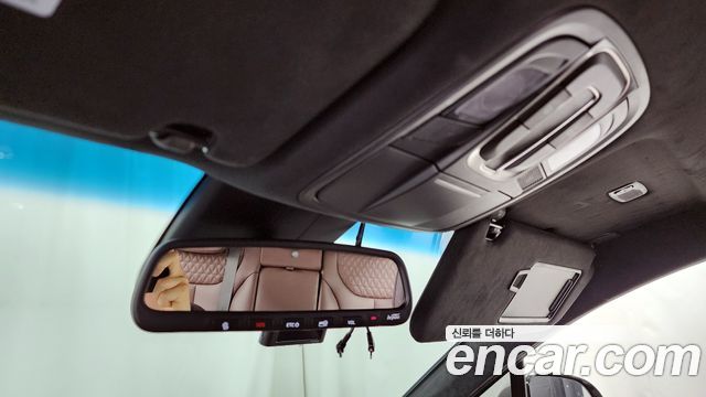 Hyundai Santafe 2019 — photo 23