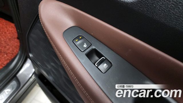 Hyundai Santafe 2019 — photo 25