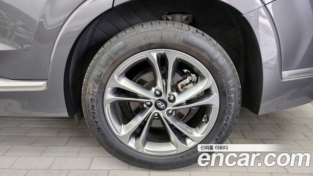 Hyundai Santafe 2019 — photo 7