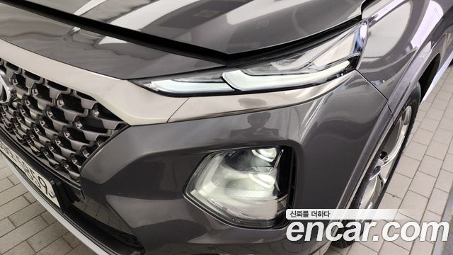 Hyundai Santafe 2019 — photo 8