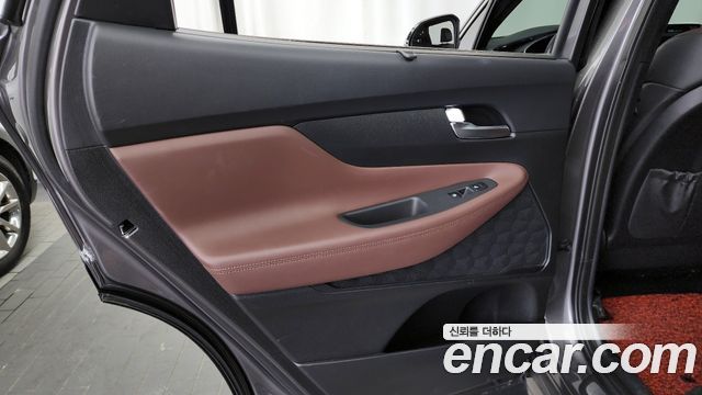Hyundai Santafe 2019 — photo 15