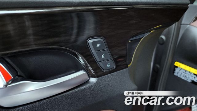 Hyundai Santafe 2019 — photo 28