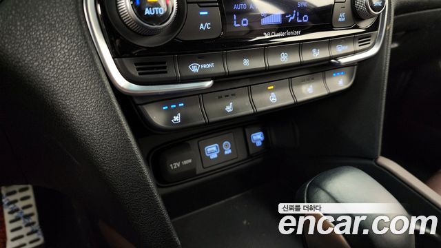 Hyundai Santafe 2019 — photo 34