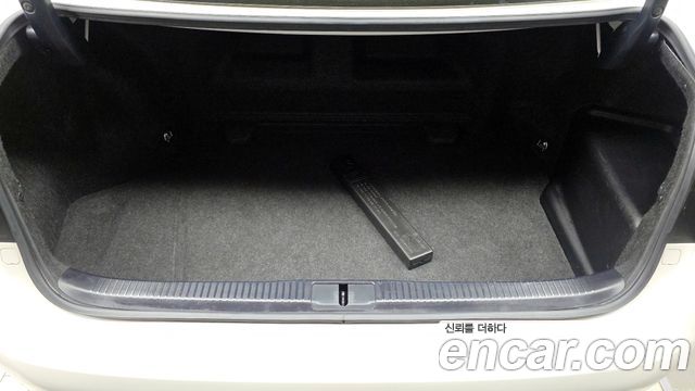 Lexus ES 2018 — photo 26