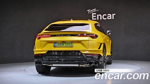 Lamborghini Urus 2024 — photo 4