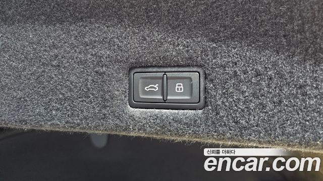 Lamborghini Urus 2024 — photo 17
