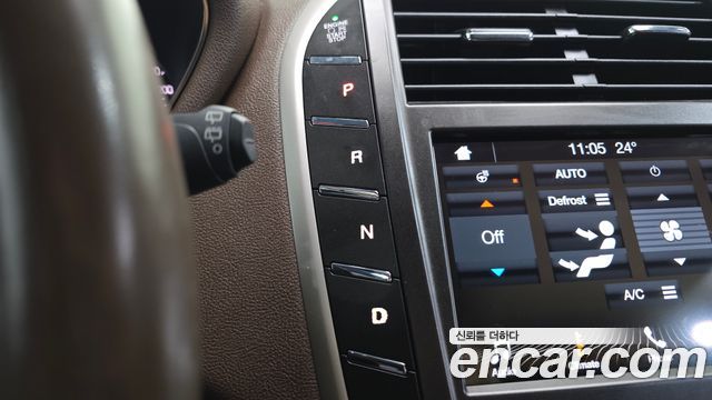 Lincoln MKC 2017 — photo 9