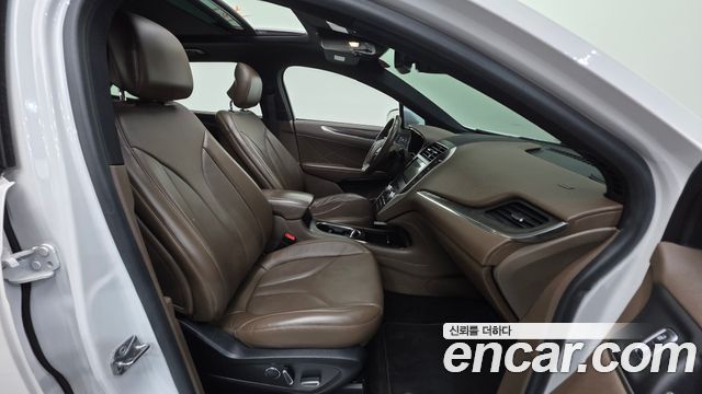 Lincoln MKC 2017 — photo 10
