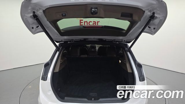 Lincoln MKC 2017 — photo 20