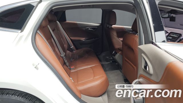 Chevrolet Korea Malibu 2017 — photo 11