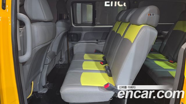 Hyundai Starex 2019 — photo 11