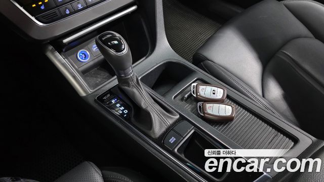 Hyundai Sonata 2016 — photo 9