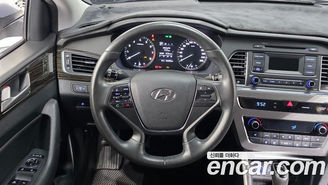 Hyundai Sonata 2016 — photo 13
