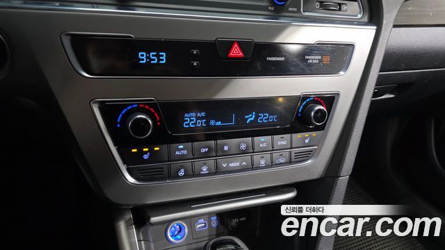 Hyundai Sonata 2016 — photo 15
