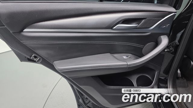BMW X3 2022 — photo 15