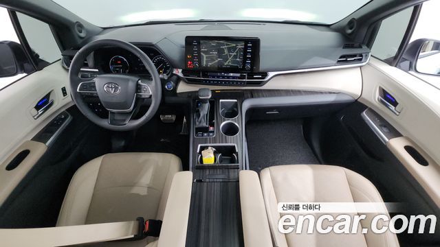 Toyota Sienna 2024 — photo 7