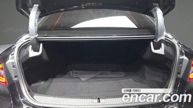 Renault Korea SM6 2019 — photo 26