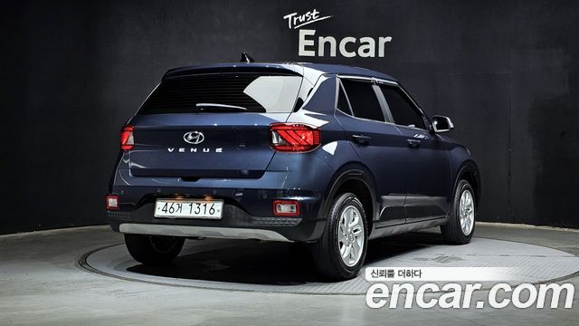Hyundai Venue 2020 — photo 2