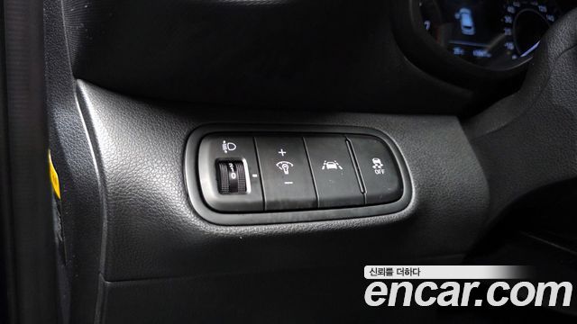 Hyundai Venue 2020 — photo 26