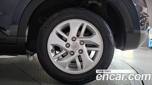 Hyundai Venue 2020 — photo 7