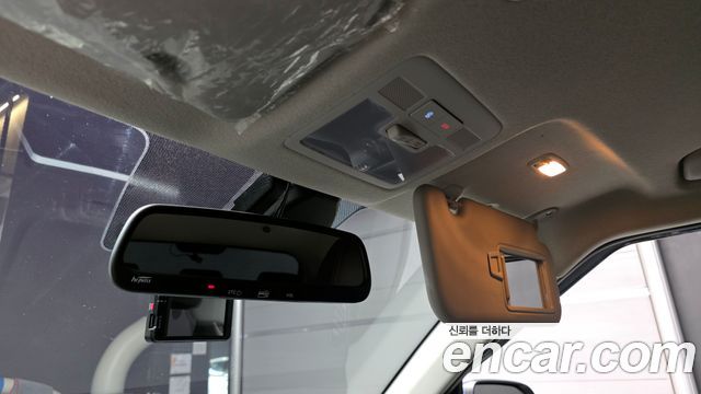 Hyundai Venue 2020 — photo 28