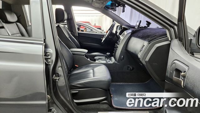 KG Mobility KORANDO 2015 — photo 17