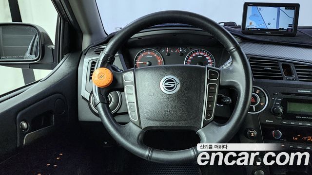 KG Mobility KORANDO 2015 — photo 19