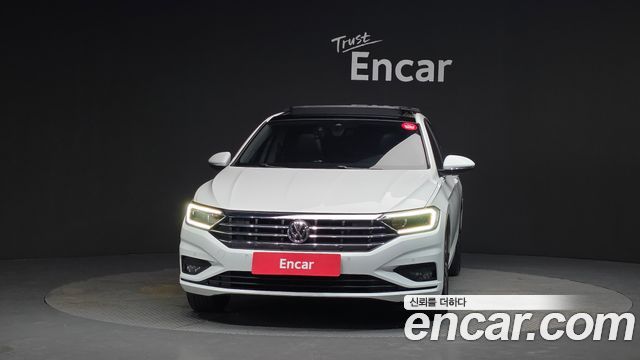 Volkswagen Jetta 2021 — photo 3