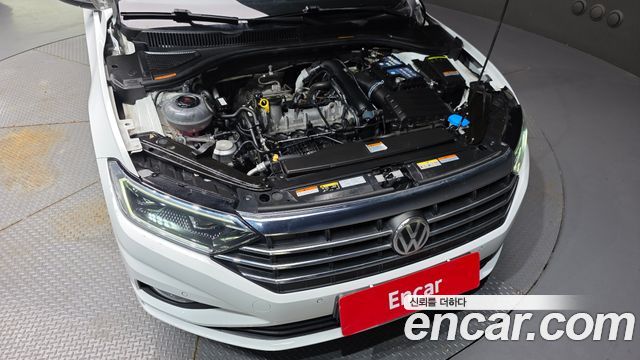 Volkswagen Jetta 2021 — photo 6