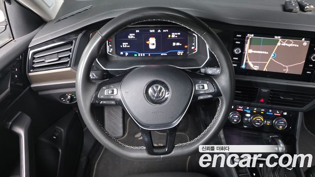 Volkswagen Jetta 2021 — photo 19