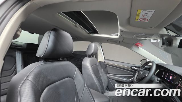 Volkswagen Jetta 2021 — photo 26