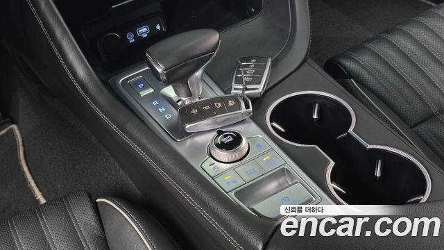 Genesis G70 2020 — photo 9