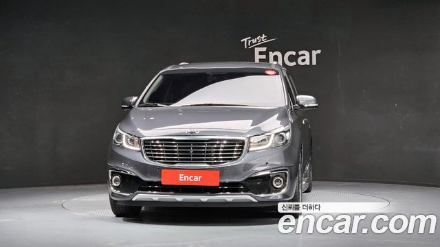 Kia Canival 2017 — photo 3