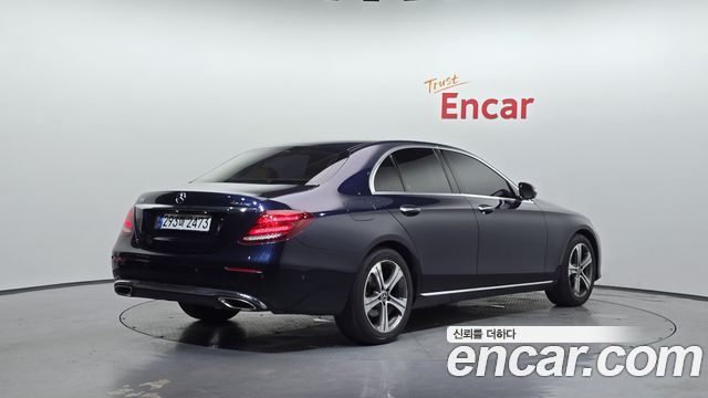 Mercedes-Benz E-Class 2019 — photo 2