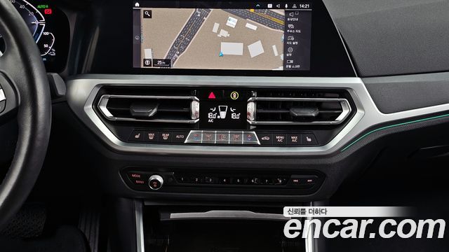 BMW 3-Series 2020 — photo 14