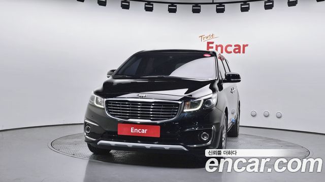 Kia Canival 2018 — photo 3
