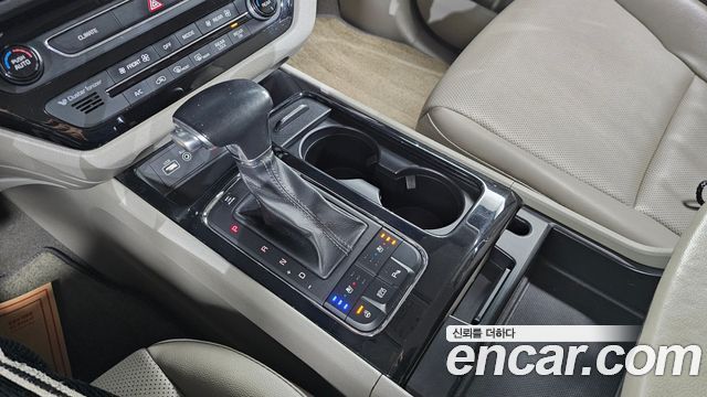 Kia Canival 2018 — photo 9