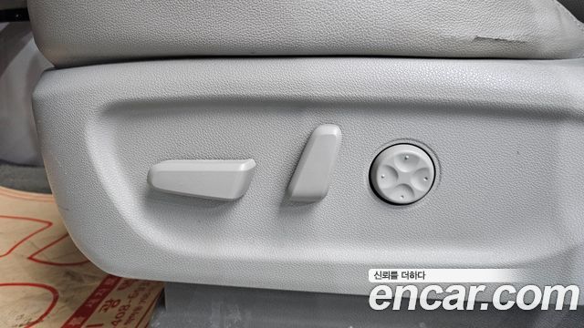 Kia Canival 2018 — photo 15