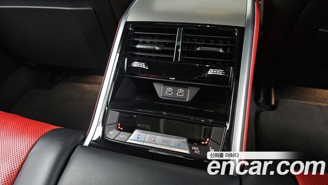 BMW 8-Series 2021 — photo 25