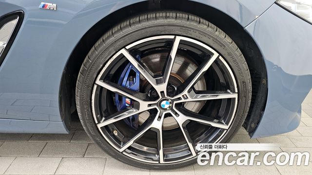 BMW 8-Series 2021 — photo 7
