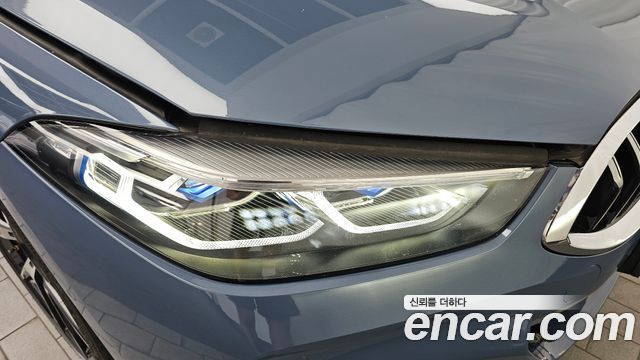 BMW 8-Series 2021 — photo 8
