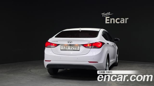 Hyundai AVANTE 2015 — photo 4