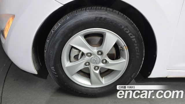Hyundai AVANTE 2015 — photo 5