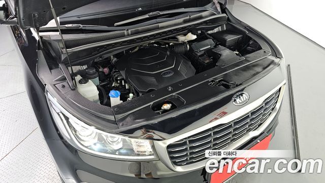 Kia Canival 2020 — photo 6
