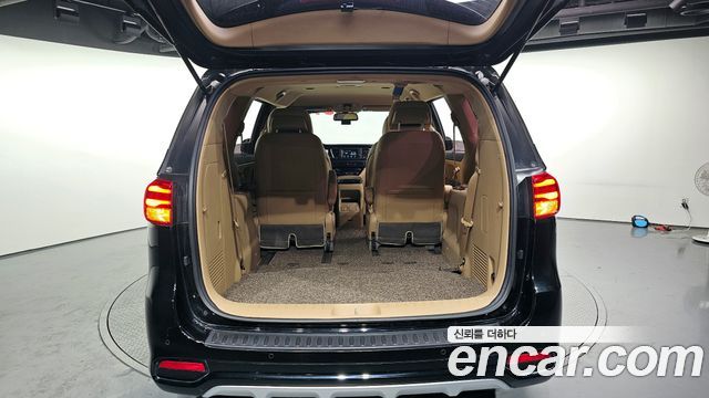 Kia Canival 2020 — photo 26