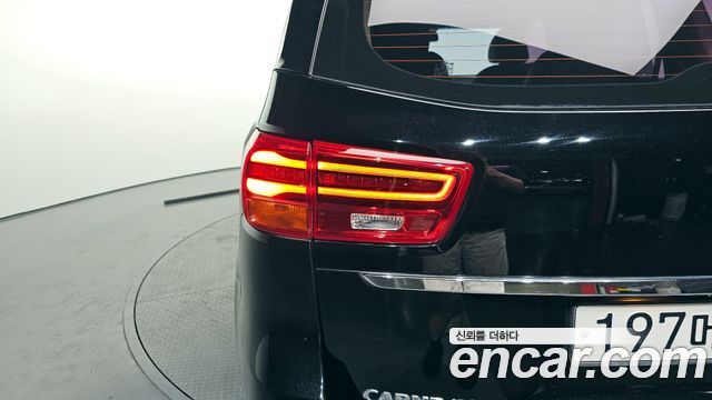 Kia Canival 2020 — photo 9